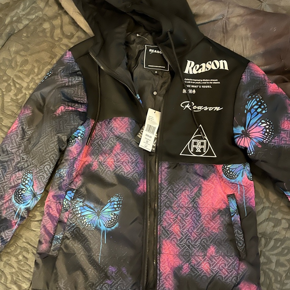 Reason multi colored jacket.. - Picture 2 of 5